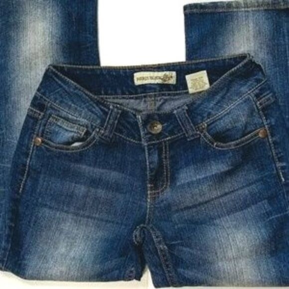 Paris Blues Cropped Factory Distressed Faded Denim Blue Jeans Size Junior's 7 - Picture 2 of 11